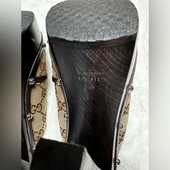 Gucci Women's Brown Monogram Mules - Picture 11 of 17